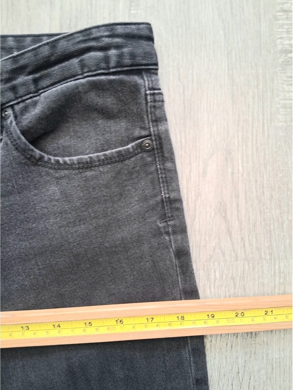 Tommy Hilfiger Women's Size 16, 33x27.5 Charcoal Black Denim Ankle Skinny Jeans - Picture 9 of 15